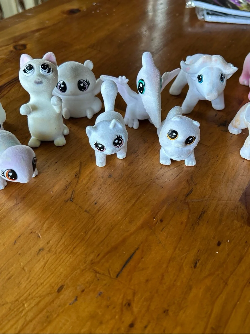 Crayola Pastel White and Light Pink Small Pet colorable Figurine Lot of 17